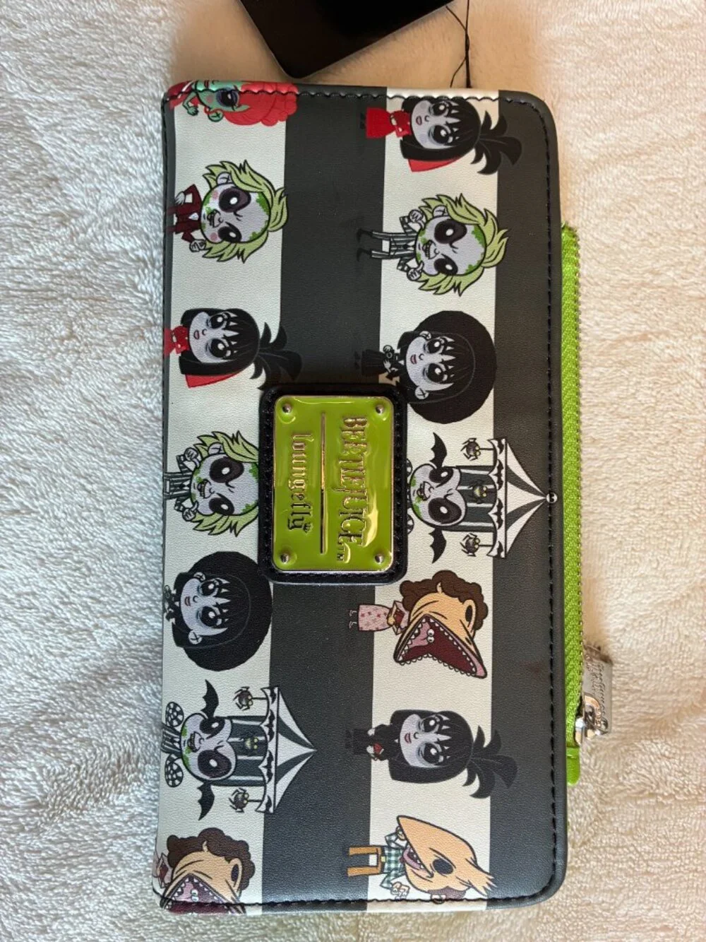 Loungefly Beetlejuice Chibi All Over Print Wallet NWT Tim Burton Zip Clutch